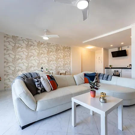 Malagasuite Sea View Babilonia 아파트