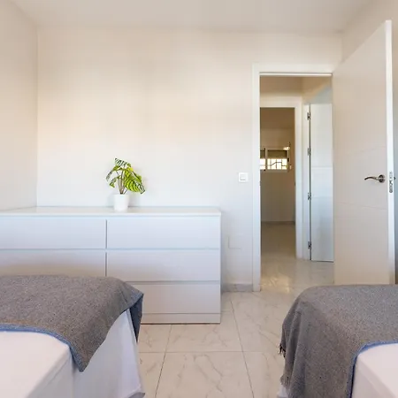 Apartment Malagasuite Seaview Babilonia