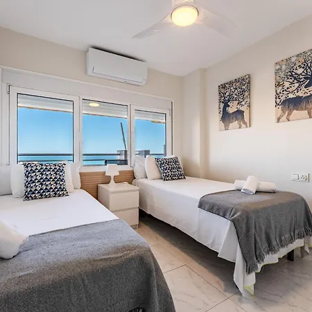 Malagasuite Seaview Babilonia Apartment *
