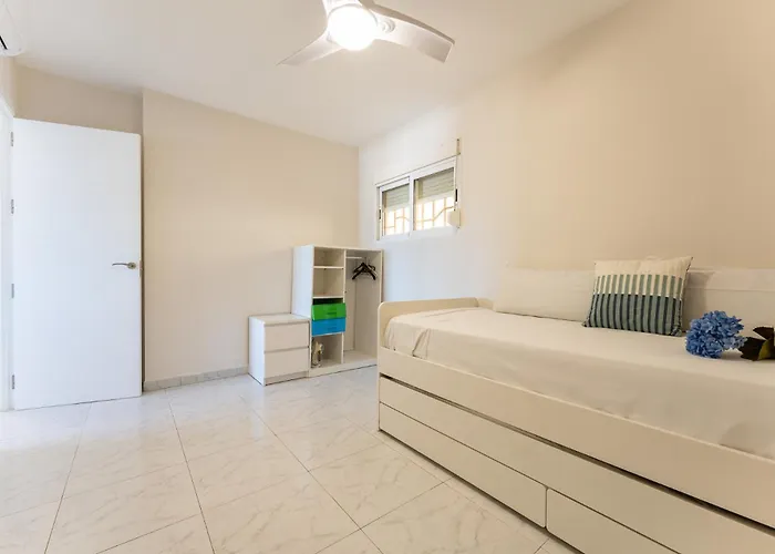 Malagasuite Sea View Babilonia