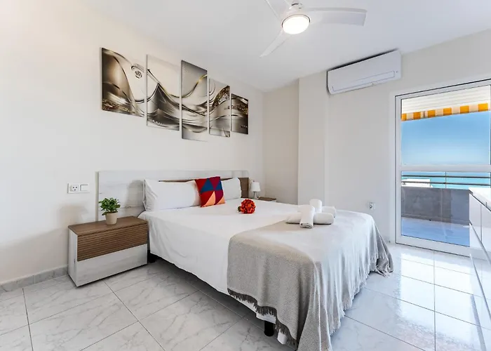 Апартаменты Malagasuite Sea View Babilonia